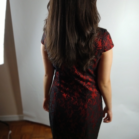 ALYX Dress 8  red covered with black lace - Picture 2 of 3